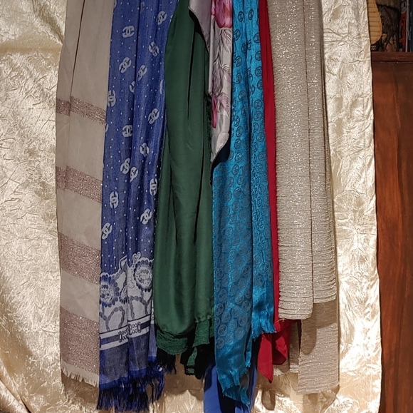 Scarves - Picture 2 of 2